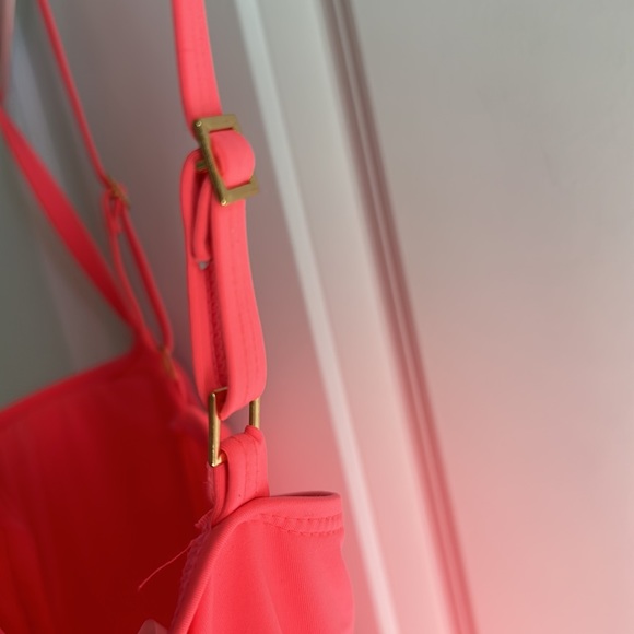 La Blanca Hot Coral Island Goddess Rouched One Piece Swimsuit - Picture 10 of 10